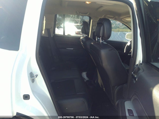 1C4NJCEA8ED678629 Jeep Compass Latitude