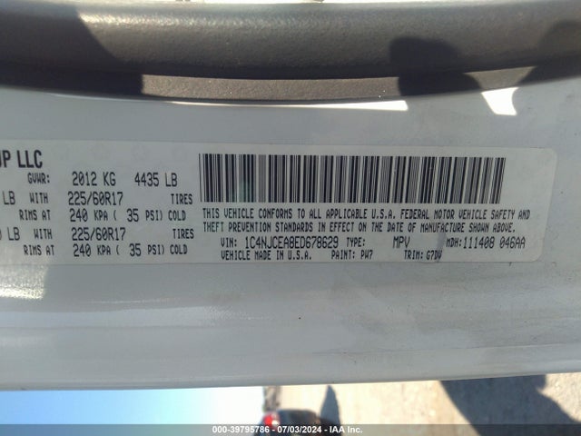 1C4NJCEA8ED678629 Jeep Compass Latitude