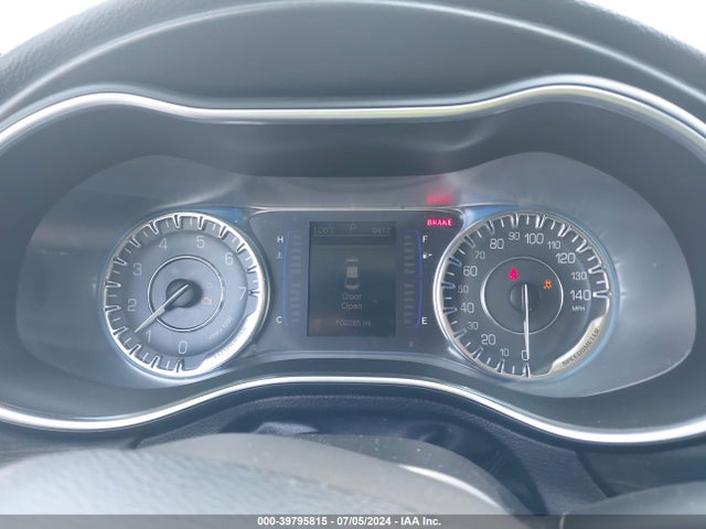 1C3CCCAB9FN649074 Chrysler 200 Limited
