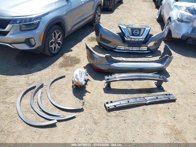 Nissan ROGUE S 2017 JN8AT2MT8HW401577 Image 12