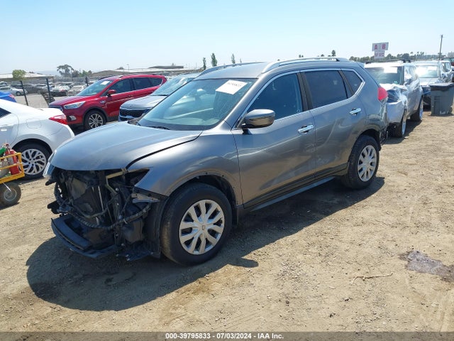 Nissan ROGUE S 2017 JN8AT2MT8HW401577 Image 2