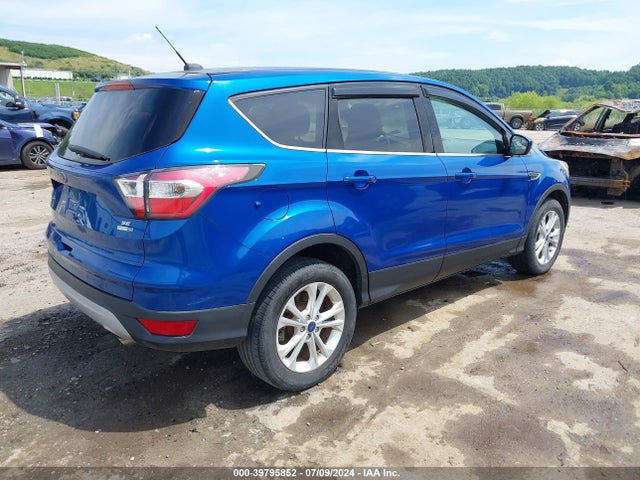Ford ESCAPE SE 2017 1FMCU9GD0HUB39690 Image 4