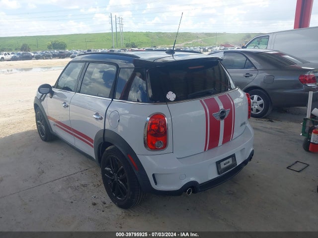 2013 MINI COUNTRYMAN WMWZC5C56DWP31308 Photo 2