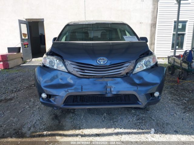 5TDYK3DC6FS528960 Toyota Sienna Xle Premium 8 Passenger
