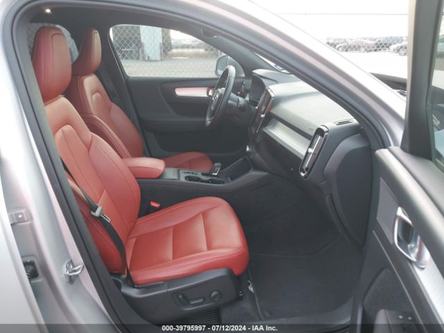 YV4162UK1K2131372 Volvo Xc40 T5 Momentum
