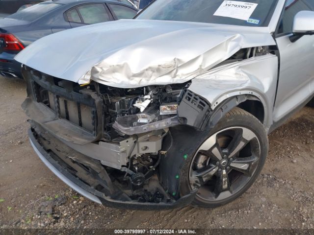 YV4162UK1K2131372 Volvo Xc40 T5 Momentum