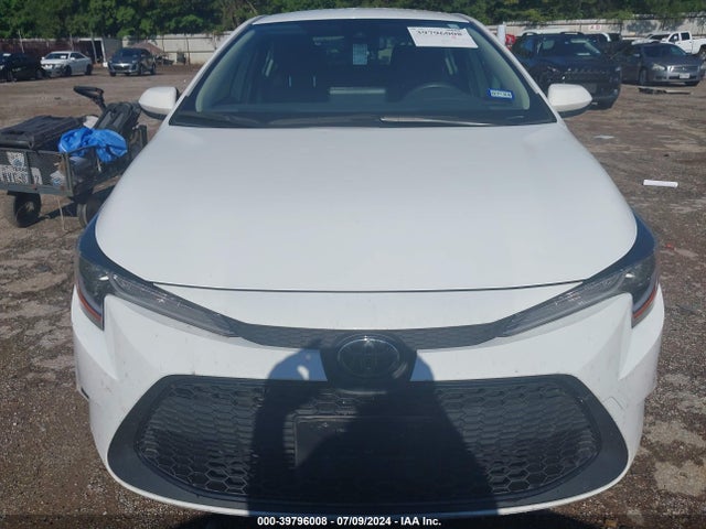 Toyota COROLLA LE 2022 JTDEPMAE6NJ191377 Image 12