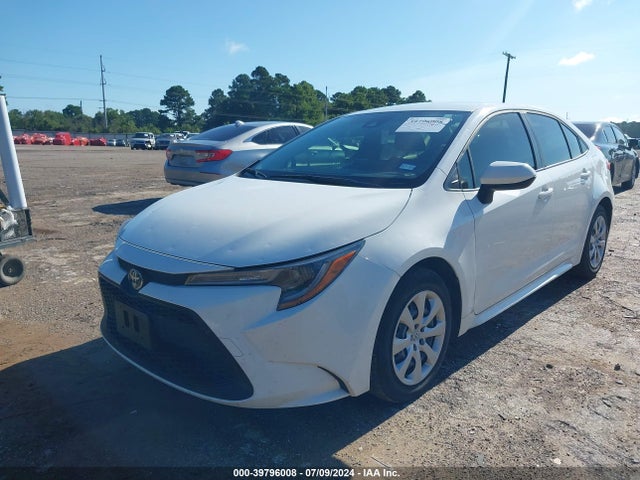 Toyota COROLLA LE 2022 JTDEPMAE6NJ191377 Image 2