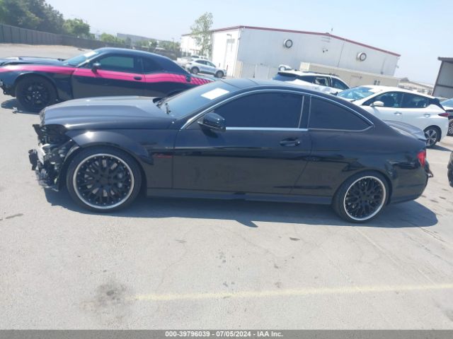 WDDGJ7HB5FG366925 Mercedes-Benz Amg C 63
