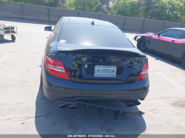 WDDGJ7HB5FG366925 Mercedes-Benz Amg C 63