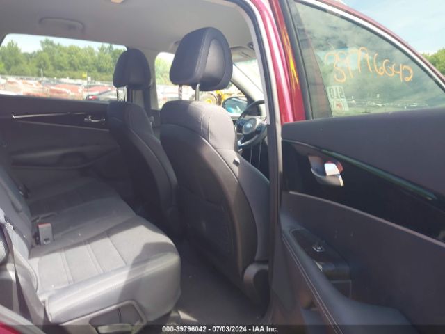 5XYPGDA37GG113314 KIA Sorento 2.4l Lx