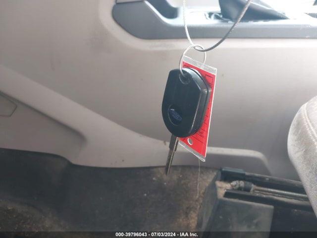 Ford ESCAPE SE 2017 1FMCU0GD5HUC18803 Image 11
