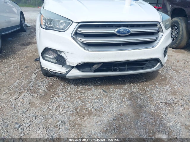 Ford ESCAPE SE 2017 1FMCU0GD5HUC18803 Image 17