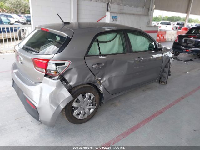 3KPA25AD8ME433446 KIA Rio 5-door S