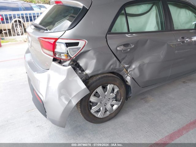 3KPA25AD8ME433446 KIA Rio 5-door S