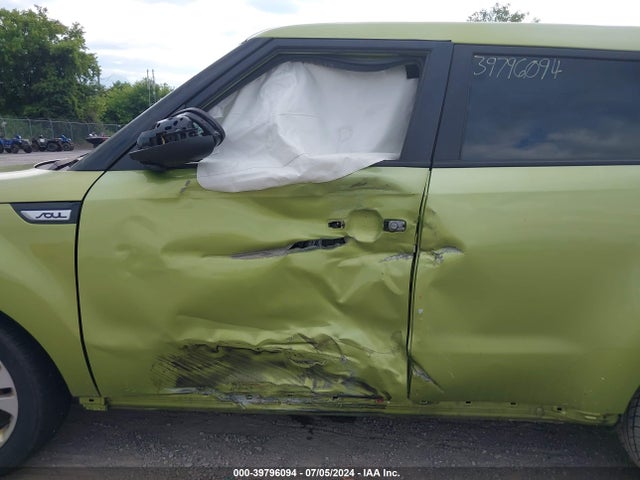 KIA SOUL + 2015 KNDJP3A56F7770263 Image 6