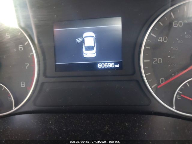 5XXGT4L32KG370967 KIA Optima S