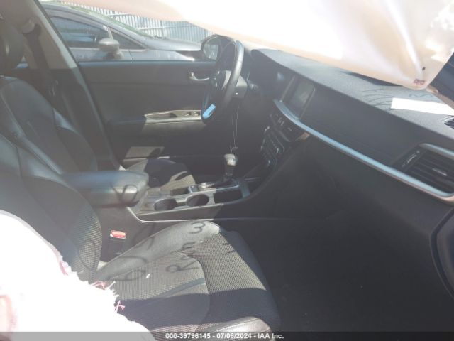 5XXGT4L32KG370967 KIA Optima S