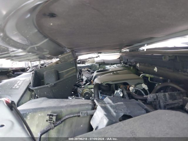 2T3C1RFVXPW275043 Toyota Rav4 Xle Premium