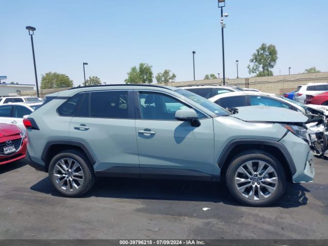 2T3C1RFVXPW275043 Toyota Rav4 Xle Premium