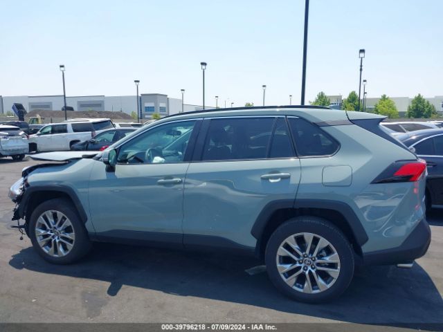 2T3C1RFVXPW275043 Toyota Rav4 Xle Premium
