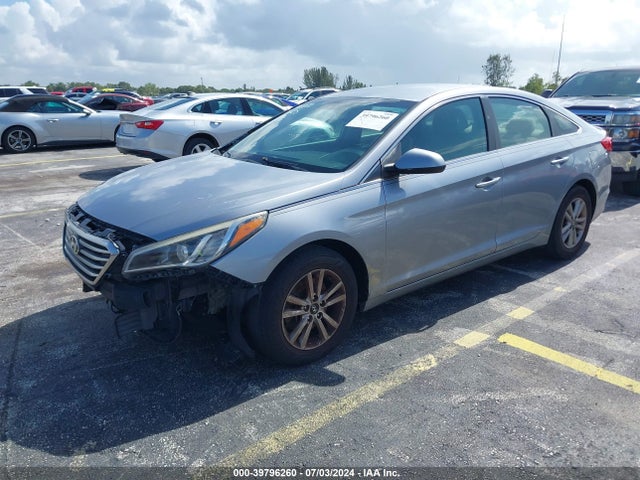 Hyundai SONATA SE 2017 5NPE24AF7HH480370 Image 2