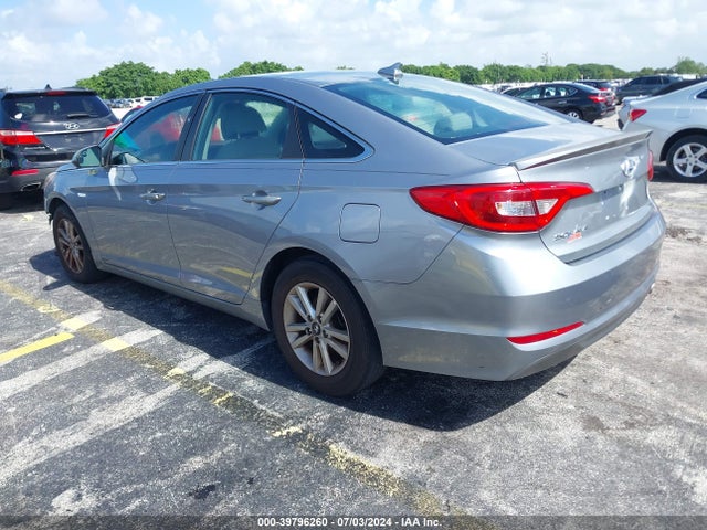 Hyundai SONATA SE 2017 5NPE24AF7HH480370 Image 3