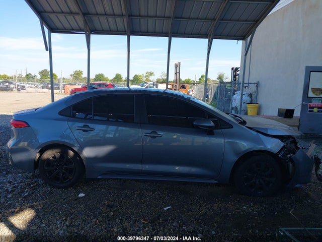 Toyota COROLLA LE 2022 5YFEPMAE9NP298337 Image 13