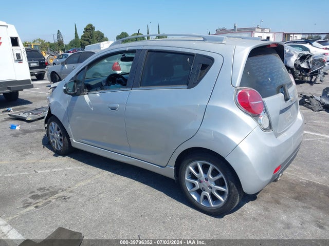 Chevrolet Spark 2lt Auto 2014 KL8CF6S95EC434326 Image 3