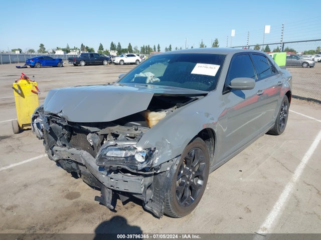 2C3CCAGG1KH531045 Chrysler 300 300s Awd