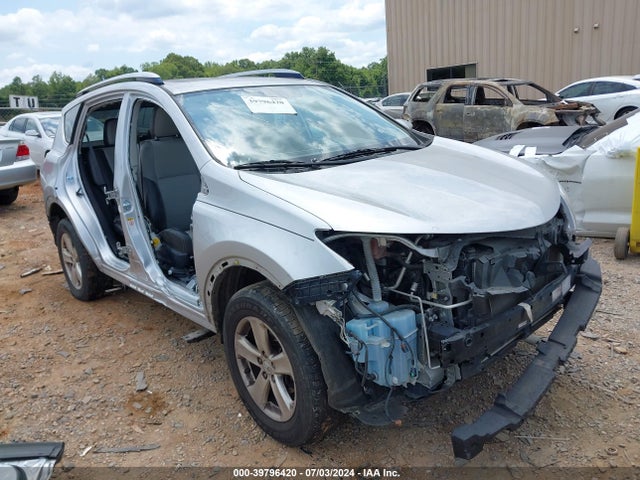 Toyota Rav4 Xle 2014 JTMWFREV6EJ016271 main image