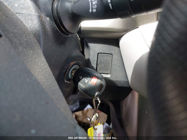 Toyota Rav4 Xle 2014 JTMWFREV6EJ016271 Image 11