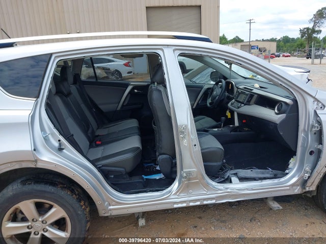 Toyota Rav4 Xle 2014 JTMWFREV6EJ016271 Image 14