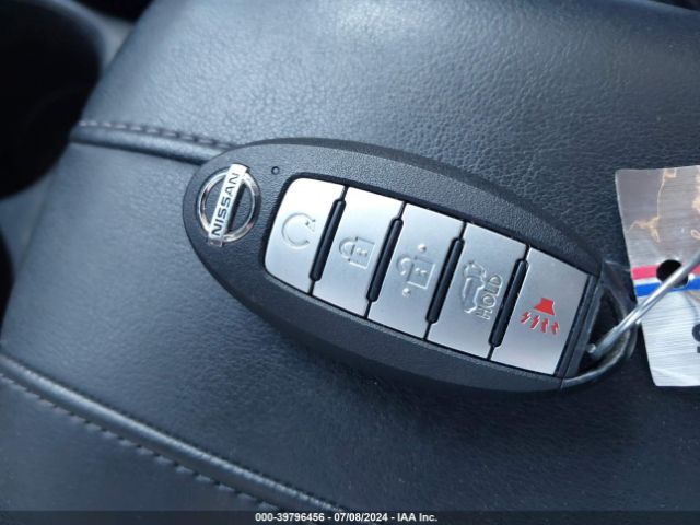JN8AT2MV6KW374517 Nissan ROGUE SV