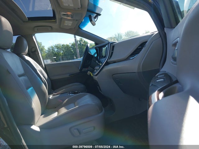 Toyota Sienna Xle 7 Passenger 2016 5TDYK3DC2GS761073 Image 5