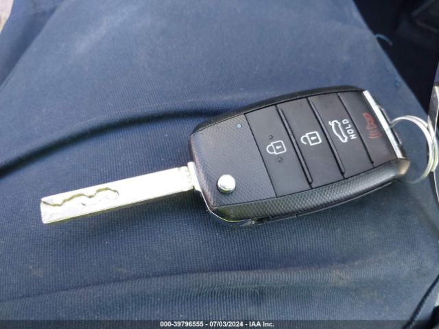 5XXGT4L36JG271440 KIA Optima Lx