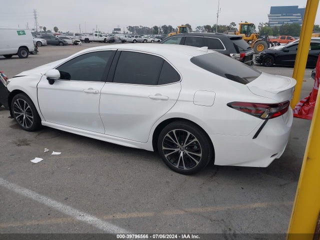 Toyota CAMRY SE 2024 4T1G11AKXRU920348 Image 3