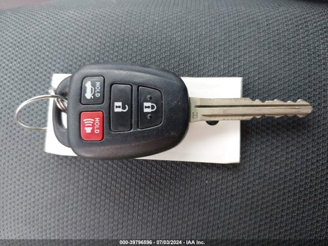 Toyota COROLLA LE 2019 2T1BURHEXKC210891 Image 11