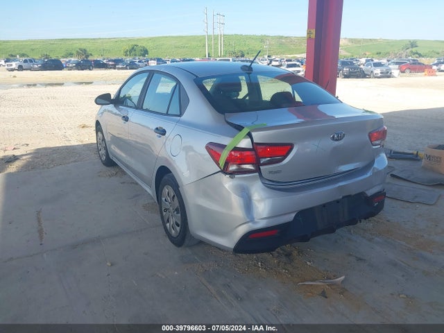 KIA RIO LX 2018 3KPA24AB6JE066597 Image 3