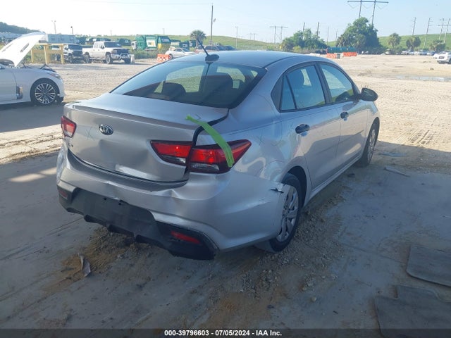 KIA RIO LX 2018 3KPA24AB6JE066597 Image 4