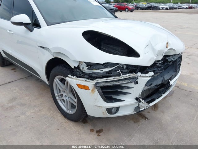 2018 PORSCHE MACAN WP1AA2A51JLB12313 Photo 5