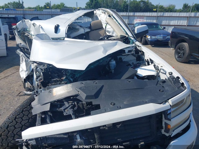 Chevrolet Silverado 1500 2lt 2018 3GCUKREC8JG574958 Image 10