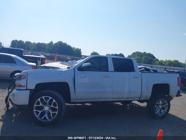 Chevrolet Silverado 1500 2lt 2018 3GCUKREC8JG574958 Image 13