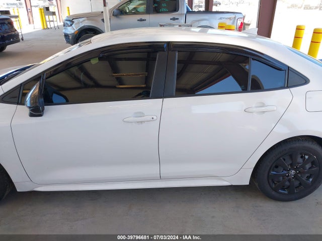 Toyota COROLLA LE 2020 5YFEPRAE8LP106626 Image 14