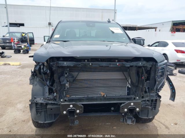 1GTUUEELXPZ275323 GMC Sierra 1500 At4