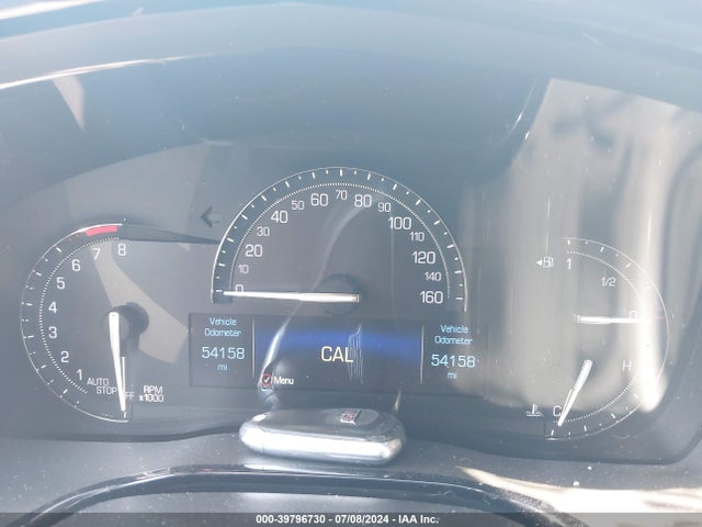 1GYKNBRS1JZ170613 Cadillac Xt5 Standard