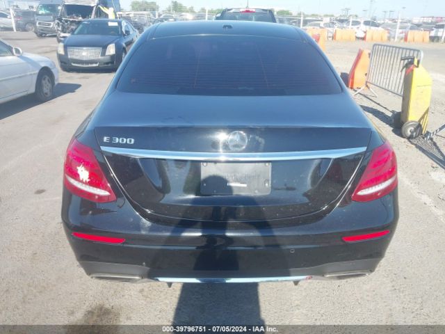 WDDZF4JB4HA080430 Mercedes-Benz E 300