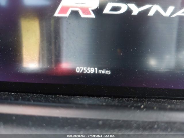 SALYL2RX1JA740084 Land Rover Range Rover Velar P250 Se R-dynamic