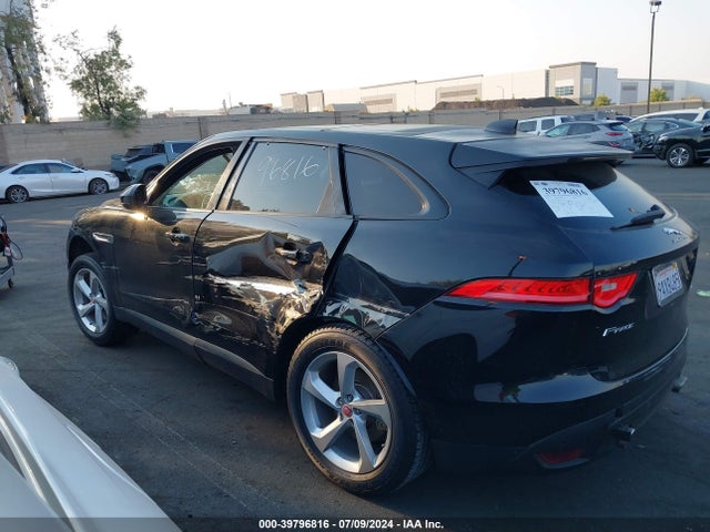Jaguar F-pace 35t Premium 2017 SADCJ2BV7HA047132 Image 14