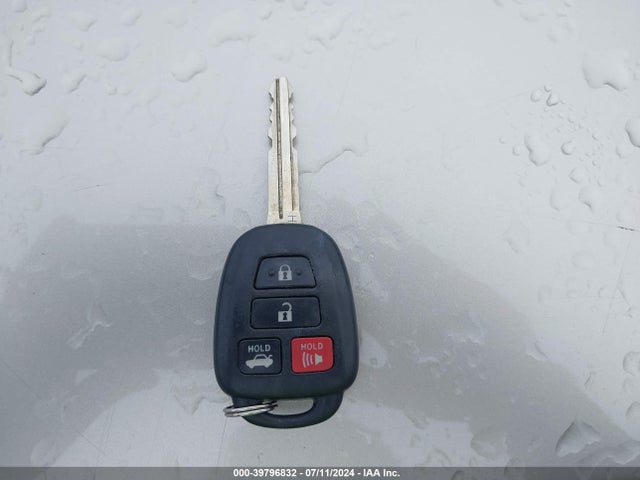 Toyota CAMRY LE 2016 4T4BF1FK3GR570004 Image 11